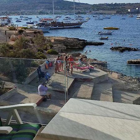 Beachfront With Seaviews Apartment No56 Award Winner Unbeatable Location For Closeness To The Sea Ideal For Guests Looking For Winter Spring And Autumn Breaks In Sunny Malta Also Ideal For Coastal Hikers Mellieħa Εξωτερικό φωτογραφία