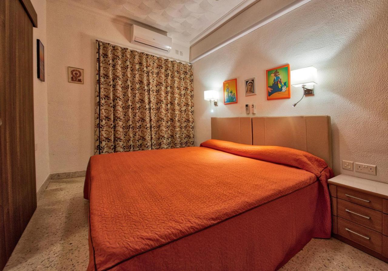 Beachfront With Seaviews Apartment No56 Award Winner Unbeatable Location For Closeness To The Sea Ideal For Guests Looking For Winter Spring And Autumn Breaks In Sunny Malta Also Ideal For Coastal Hikers Mellieħa Εξωτερικό φωτογραφία